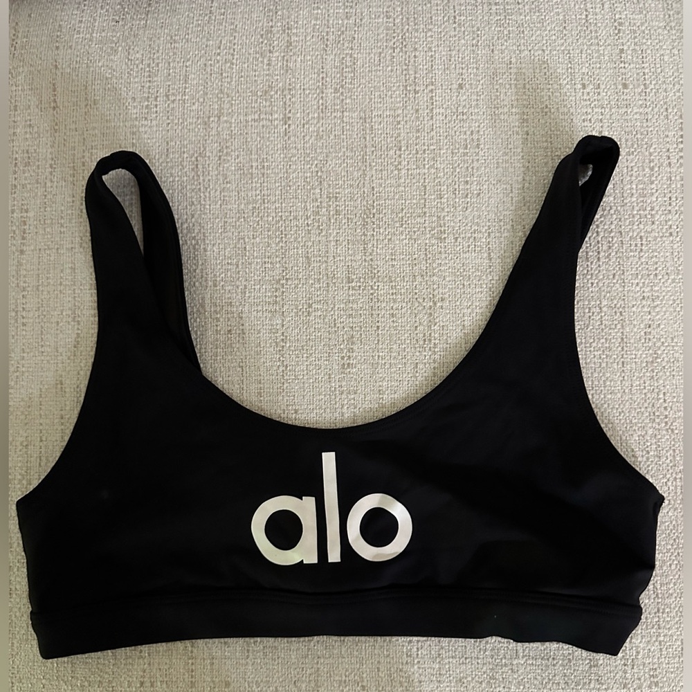 Alo Yoga bra with logo / New Without Tags / Size M